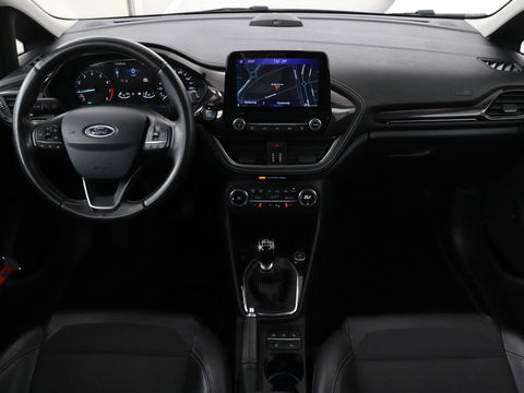 Ford Fiesta 1.0 EcoBoost Vignale | 125pk | Stoel & stuurverwarming | Half leder | B&O Sound | Trekhaak | Carplay | Keyless | Camera | Climate control | Park Assist | Cruise control | Navigatie