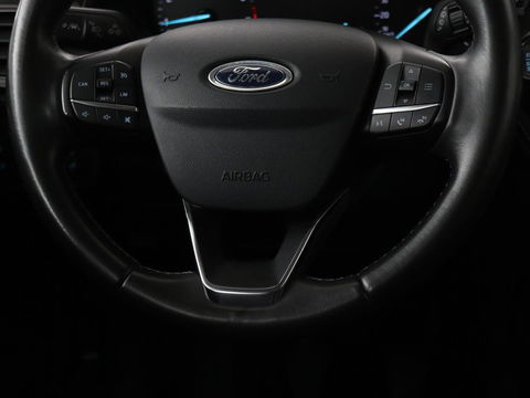Ford Fiesta 1.0 EcoBoost Vignale | 125pk | Stoel & stuurverwarming | Half leder | B&O Sound | Trekhaak | Carplay | Keyless | Camera | Climate control | Park Assist | Cruise control | Navigatie