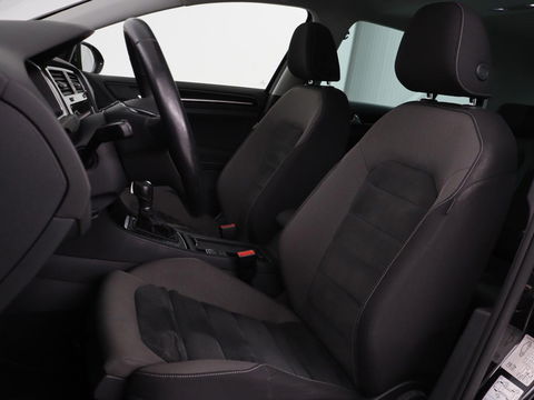 Volkswagen Golf 1.5 TSI Highline | 1e eigenaar | Panoramadak | Stoelverwarming | Dynaudio | Full LED | Massage | Park Assist | Camera | Adaptive cruise | Active Info Display | Climate control