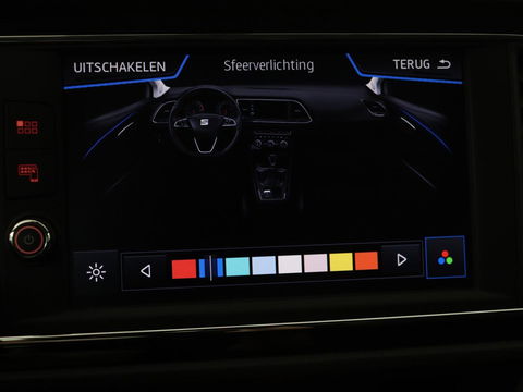 SEAT Leon 1.5 TSI FR Business Intens | Stoelverwarming | Trekhaak | Adaptive cruise | Carplay | Virtual Cockpit | Full LED | Sfeerverlichting | Navigatie