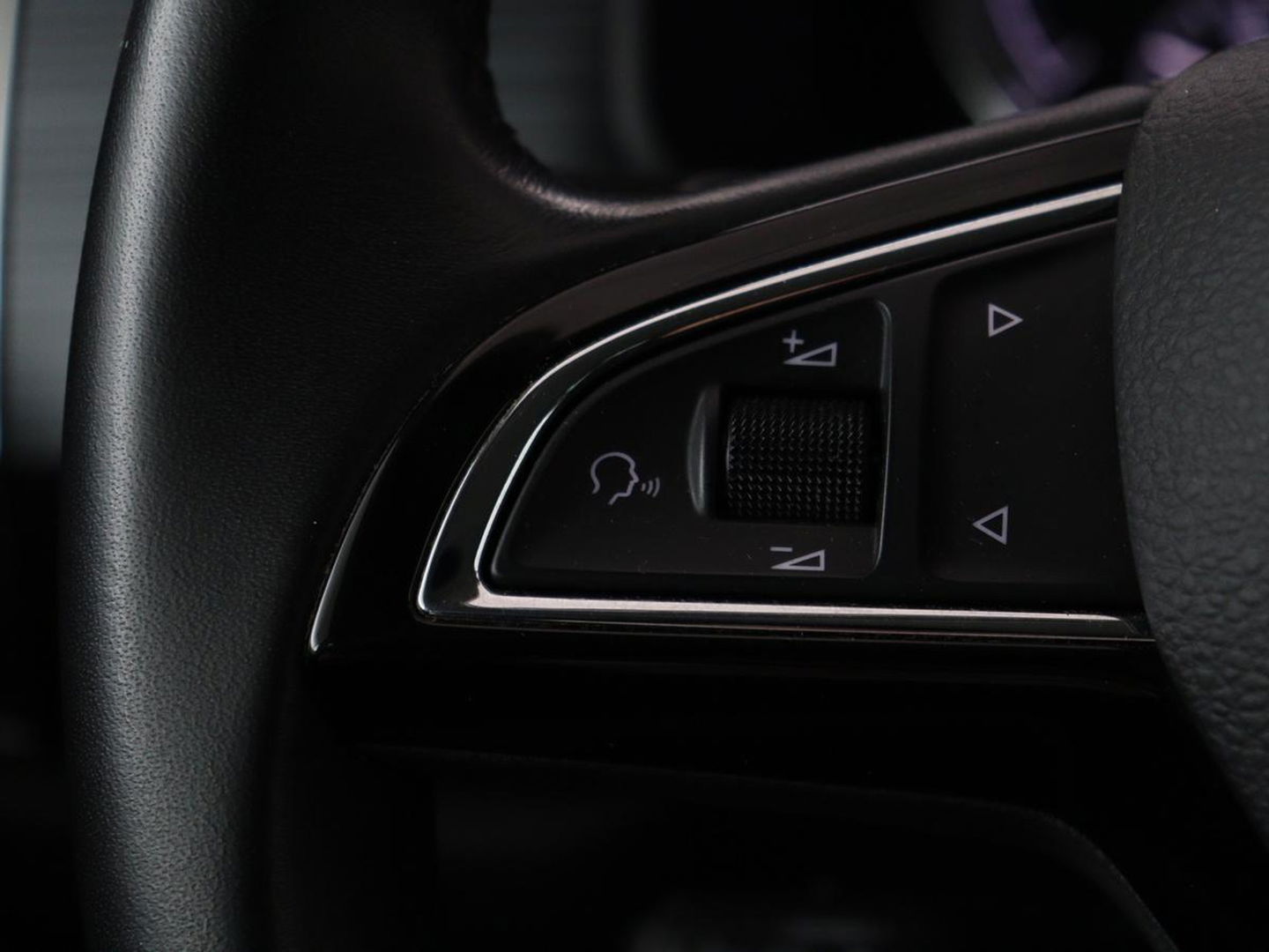 Škoda Kodiaq 1.5 TSI Business Edition 7-persoons | Trekhaak | Stoelverwarming | Adaptive cruise | Canton Sound | Carplay | Half leder | Keyless | Full LED | Navigatie