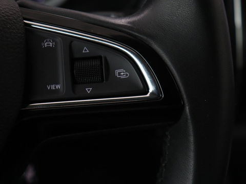 Škoda Kodiaq 1.5 TSI Business Edition 7-persoons | Trekhaak | Stoelverwarming | Adaptive cruise | Canton Sound | Carplay | Half leder | Keyless | Full LED | Navigatie