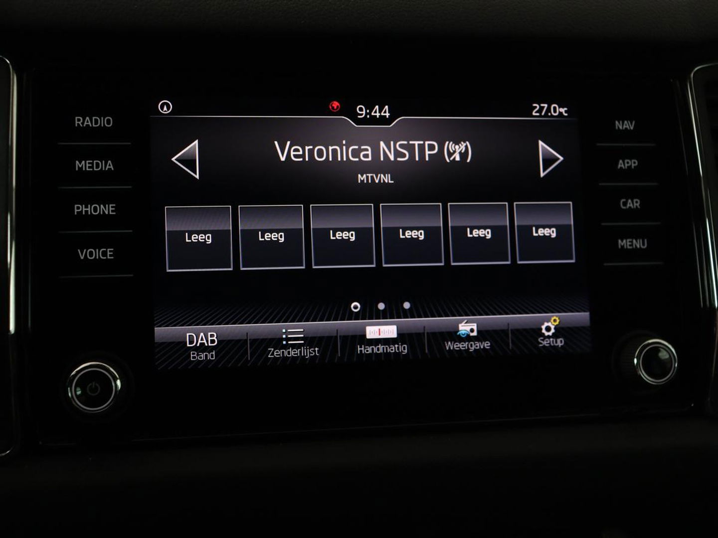 Škoda Kodiaq 1.5 TSI Business Edition 7-persoons | Trekhaak | Stoelverwarming | Adaptive cruise | Canton Sound | Carplay | Half leder | Keyless | Full LED | Navigatie