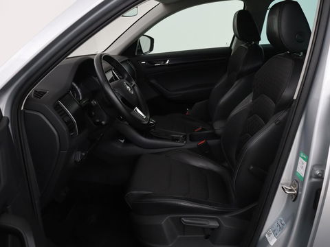 Škoda Kodiaq 1.5 TSI Business Edition 7-persoons | Trekhaak | Stoelverwarming | Adaptive cruise | Canton Sound | Carplay | Half leder | Keyless | Full LED | Navigatie
