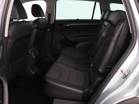 Škoda Kodiaq 1.5 TSI Business Edition 7-persoons | Trekhaak | Stoelverwarming | Adaptive cruise | Canton Sound | Carplay | Half leder | Keyless | Full LED | Navigatie