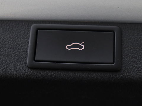 Škoda Octavia 1.4 TSI RS iV PHEV Business | Panoramadak | Leder/Alcantara | Adaptive cruise | Massage | Camera | Side Assist | Matrix LED | Carplay | Memory | Navigatie