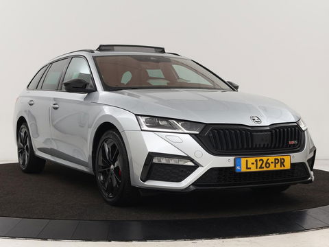 Škoda Octavia 1.4 TSI RS iV PHEV Business | Panoramadak | Leder/Alcantara | Adaptive cruise | Massage | Camera | Side Assist | Matrix LED | Carplay | Memory | Navigatie