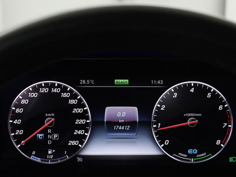 Mercedes-Benz E-Klasse 200 Business Solutions | Leder | 360 camera | Stoelverwarming | Carplay | Matrix LED | Widescreen | Park Assist | Navigatie | Memory
