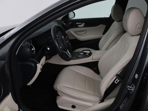 Mercedes-Benz E-Klasse 200 Business Solutions | Leder | 360 camera | Stoelverwarming | Carplay | Matrix LED | Widescreen | Park Assist | Navigatie | Memory