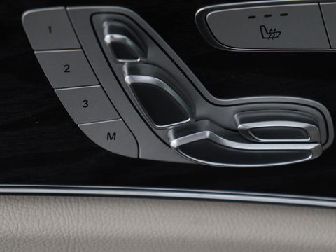 Mercedes-Benz E-Klasse 200 Business Solutions | Leder | 360 camera | Stoelverwarming | Carplay | Matrix LED | Widescreen | Park Assist | Navigatie | Memory