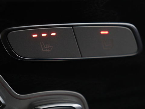 Mercedes-Benz E-Klasse 200 Business Solutions | Leder | 360 camera | Stoelverwarming | Carplay | Matrix LED | Widescreen | Park Assist | Navigatie | Memory