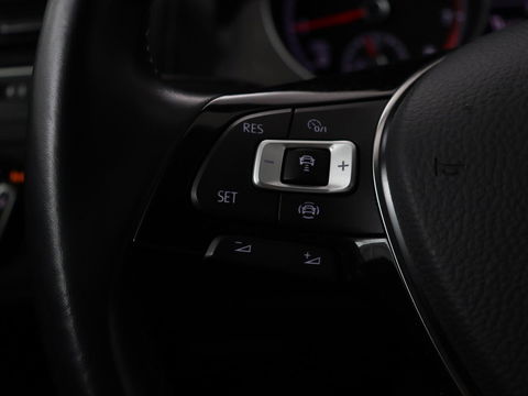 Volkswagen Golf 1.5 TSI Comfortline Business | Stoelverwarming | Massage | Carplay | Navigatie | Adaptive cruise | Climate control | Parkeerhulp | Bluetooth