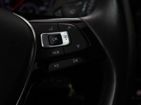 Volkswagen Golf 1.5 TSI Comfortline Business | Stoelverwarming | Massage | Carplay | Navigatie | Adaptive cruise | Climate control | Parkeerhulp | Bluetooth