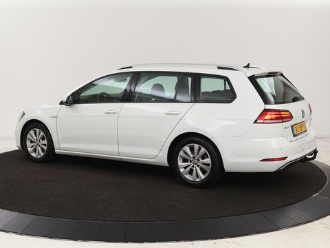 Volkswagen Golf 1.5 TSI Comfortline Business | Stoelverwarming | Massage | Carplay | Navigatie | Adaptive cruise | Climate control | Parkeerhulp | Bluetooth