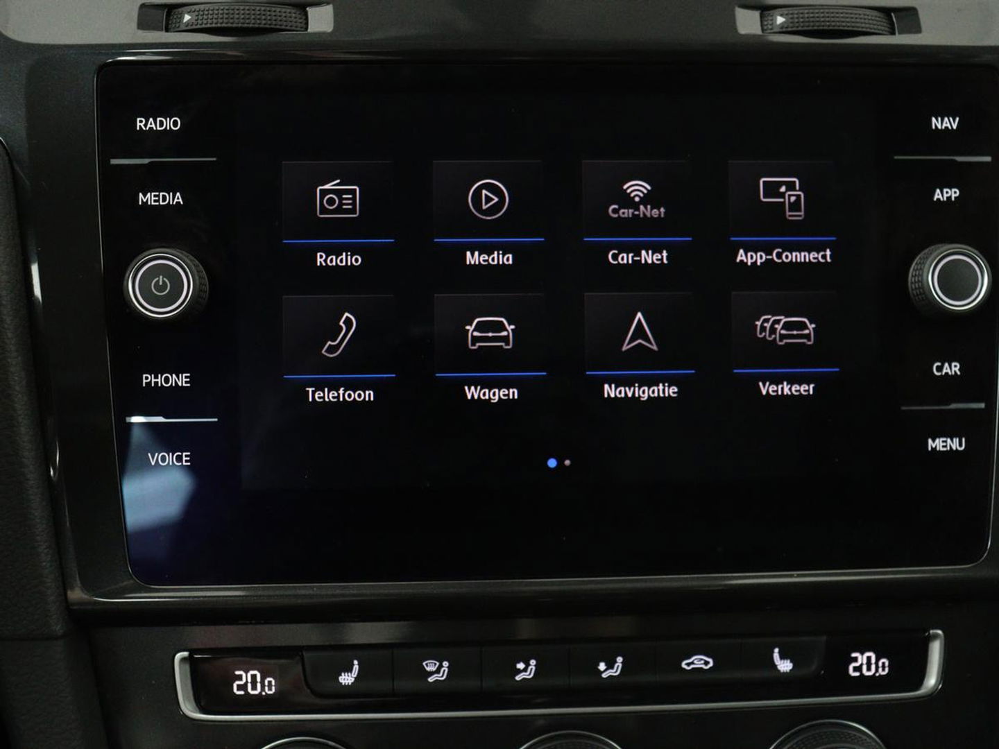 Volkswagen Golf 1.5 TSI Comfortline Business | Stoelverwarming | Massage | Carplay | Navigatie | Adaptive cruise | Climate control | Parkeerhulp | Bluetooth