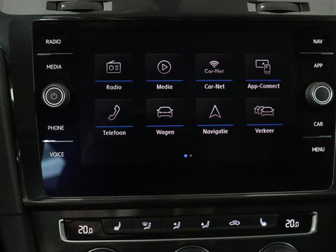 Volkswagen Golf 1.5 TSI Comfortline Business | Stoelverwarming | Massage | Carplay | Navigatie | Adaptive cruise | Climate control | Parkeerhulp | Bluetooth
