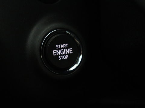 Škoda Octavia 1.4 TSI iV PHEV Business Edition | Stoelverwarming | Adaptive cruise | Carplay | Stuur & achterbankverwarming | Memory | Navigatie | Parkeerhulp