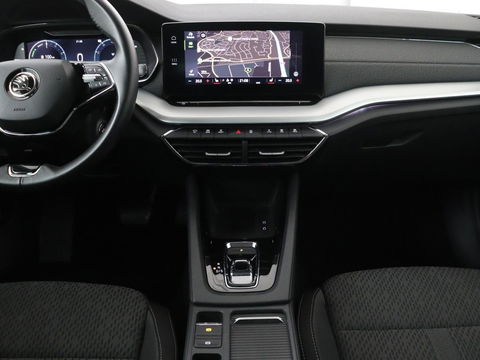 Škoda Octavia 1.4 TSI iV PHEV Business Edition | Stoelverwarming | Adaptive cruise | Carplay | Stuur & achterbankverwarming | Memory | Navigatie | Parkeerhulp