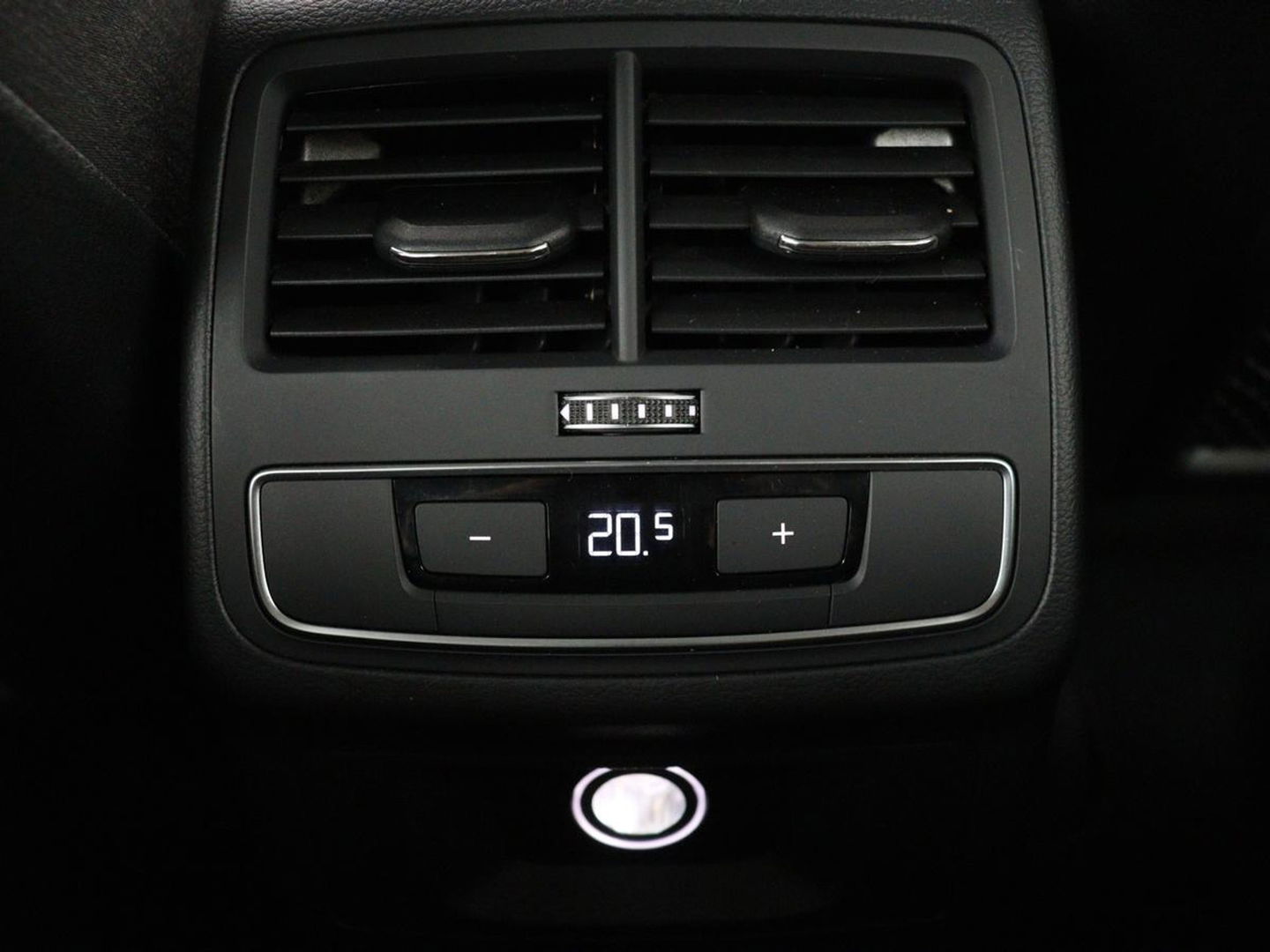 Audi A4 35 TFSI Sport Lease Edition | Full LED | Sportstoelen | Navigatie | Parkeerhulp | Climate control | Cruise control | Bluetooth