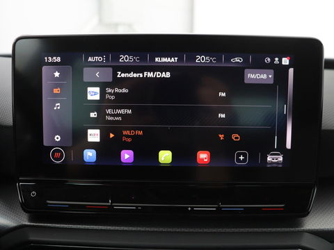 SEAT Leon 1.0 TSI Style Launch Edition | Camera | Adaptive cruise | Carplay | Navigatie | DAB | Parkeerhulp | Full LED | Climate control