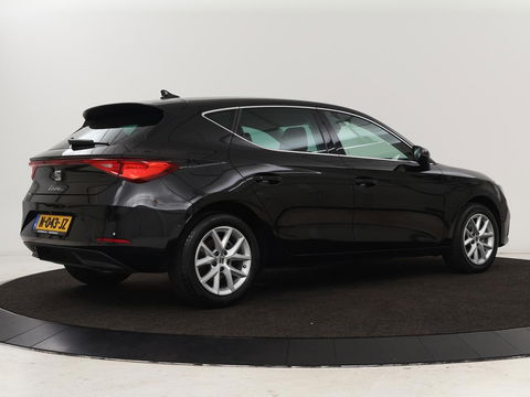 SEAT Leon 1.0 TSI Style Launch Edition | Camera | Adaptive cruise | Carplay | Navigatie | DAB | Parkeerhulp | Full LED | Climate control