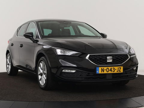 SEAT Leon 1.0 TSI Style Launch Edition | Camera | Adaptive cruise | Carplay | Navigatie | DAB | Parkeerhulp | Full LED | Climate control