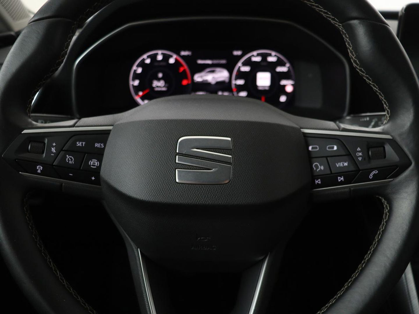 SEAT Leon 1.0 TSI Style Launch Edition | Camera | Adaptive cruise | Carplay | Navigatie | DAB | Parkeerhulp | Full LED | Climate control