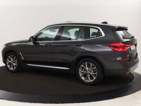 BMW X3 xDrive30e High Executive | X Line | Panoramadak | Stoel & stuurverwarming | Carplay | Sportstoelen | Half leder | Live Cockpit | Full LED | Camera