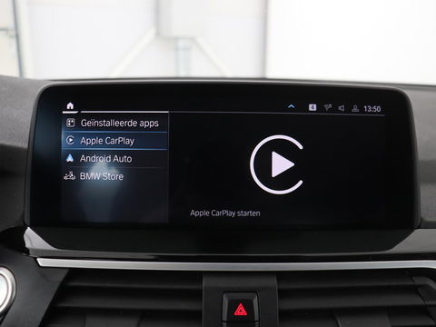 BMW X3 xDrive30e High Executive | X Line | Panoramadak | Stoel & stuurverwarming | Carplay | Sportstoelen | Half leder | Live Cockpit | Full LED | Camera