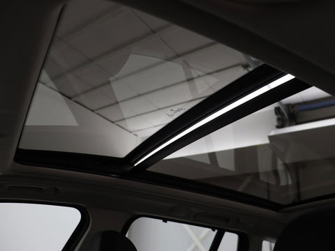 BMW X3 xDrive30e High Executive | X Line | Panoramadak | Stoel & stuurverwarming | Carplay | Sportstoelen | Half leder | Live Cockpit | Full LED | Camera