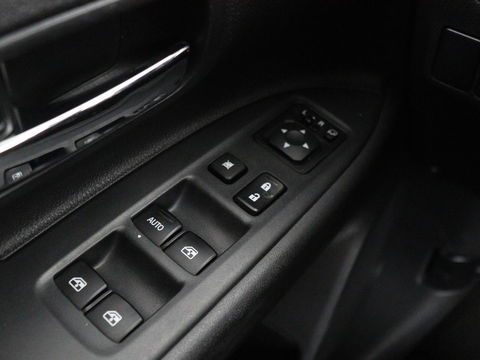 Mitsubishi Outlander 2.0 Executive Edition 7-persoons | Automaat | Full LED | Camera | MirrorLink | Climate control | Cruise control