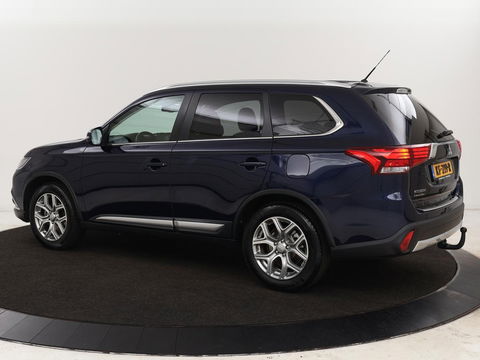 Mitsubishi Outlander 2.0 Executive Edition 7-persoons | Automaat | Full LED | Camera | MirrorLink | Climate control | Cruise control