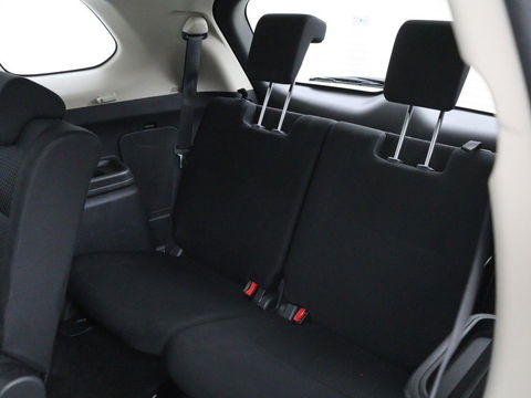 Mitsubishi Outlander 2.0 Executive Edition 7-persoons | Automaat | Full LED | Camera | MirrorLink | Climate control | Cruise control