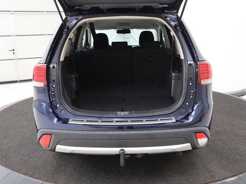 Mitsubishi Outlander 2.0 Executive Edition 7-persoons | Automaat | Full LED | Camera | MirrorLink | Climate control | Cruise control
