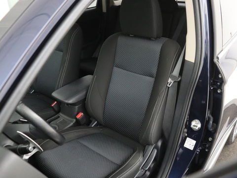 Mitsubishi Outlander 2.0 Executive Edition 7-persoons | Automaat | Full LED | Camera | MirrorLink | Climate control | Cruise control