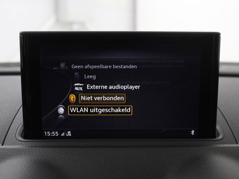 Audi A3 1.5 TFSI Sport S Line Edition | Stoelverwarming | Massage | Full LED | Half leder | Navigatie | Sportstoelen | Climate control