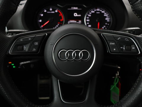 Audi A3 1.5 TFSI Sport S Line Edition | Stoelverwarming | Massage | Full LED | Half leder | Navigatie | Sportstoelen | Climate control
