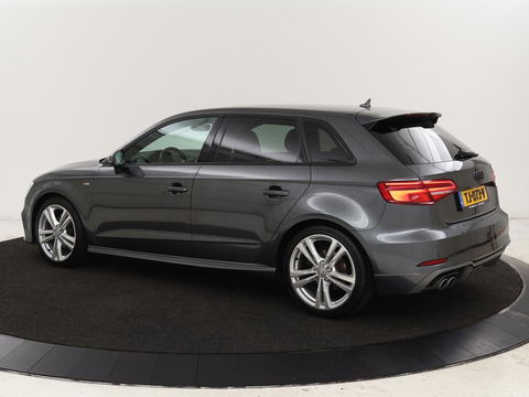 Audi A3 1.5 TFSI Sport S Line Edition | Stoelverwarming | Massage | Full LED | Half leder | Navigatie | Sportstoelen | Climate control