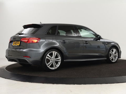 Audi A3 1.5 TFSI Sport S Line Edition | Stoelverwarming | Massage | Full LED | Half leder | Navigatie | Sportstoelen | Climate control