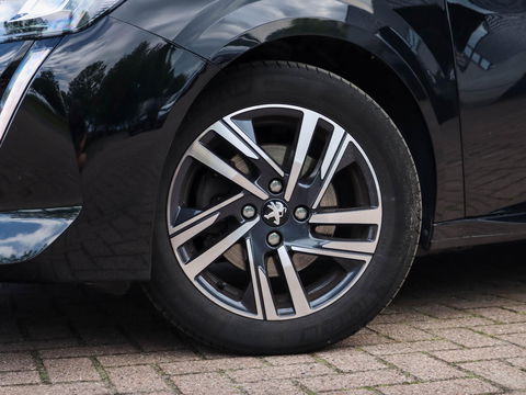 Peugeot 208 1.2 PureTech 100pk Allure | Navigatie | Camera