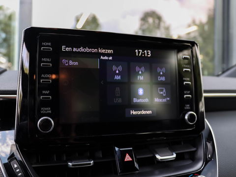 Toyota Corolla Touring Sports 1.8 Hybrid Business | Navigatie | Camera | Climate Control