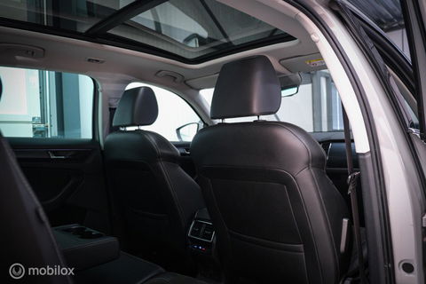 Škoda Kodiaq 1.5 TSI Business ed. DSG | 7 pers | Panorama | Trekhaak | LED | Steel Grey | Camera | Apple CarPlay | Adaptive |