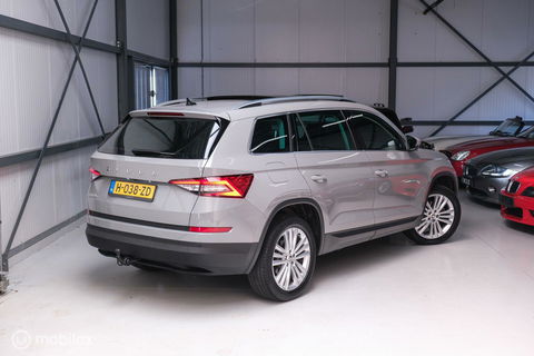 Škoda Kodiaq 1.5 TSI Business ed. DSG | 7 pers | Panorama | Trekhaak | LED | Steel Grey | Camera | Apple CarPlay | Adaptive |