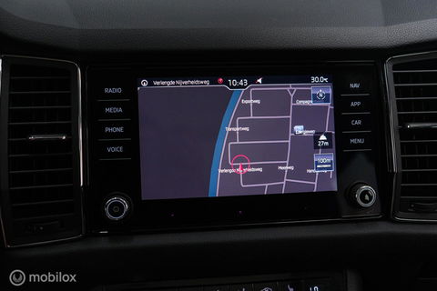 Škoda Kodiaq 1.5 TSI Business ed. DSG | 7 pers | Panorama | Trekhaak | LED | Steel Grey | Camera | Apple CarPlay | Adaptive |