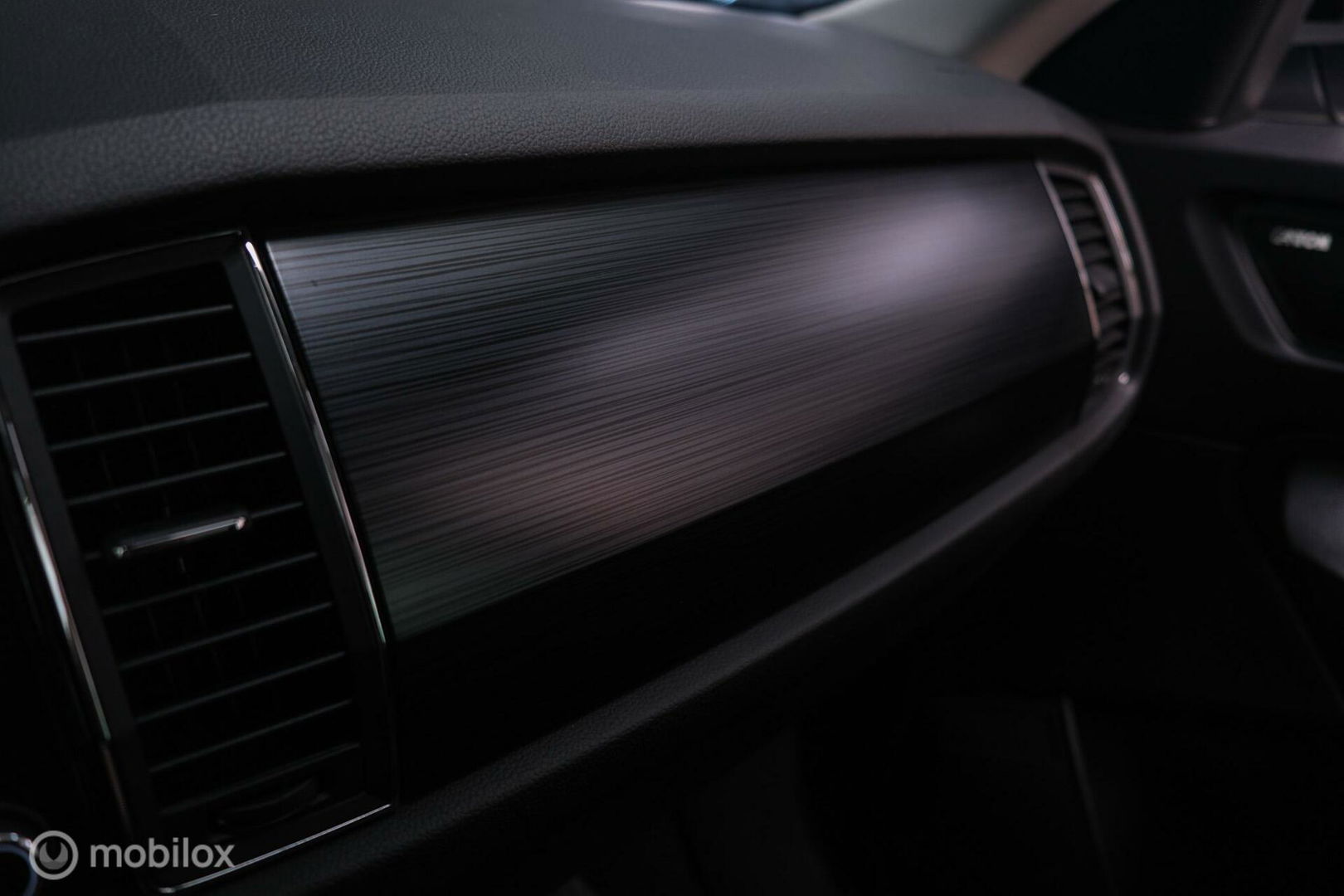 Škoda Kodiaq 1.5 TSI Business ed. DSG | 7 pers | Panorama | Trekhaak | LED | Steel Grey | Camera | Apple CarPlay | Adaptive |