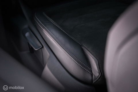 Škoda Kodiaq 1.5 TSI Business ed. DSG | 7 pers | Panorama | Trekhaak | LED | Steel Grey | Camera | Apple CarPlay | Adaptive |