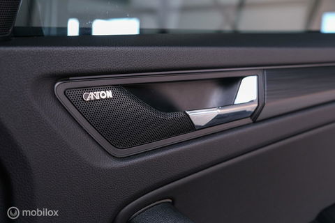 Škoda Kodiaq 1.5 TSI Business ed. DSG | 7 pers | Panorama | Trekhaak | LED | Steel Grey | Camera | Apple CarPlay | Adaptive |