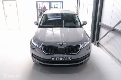 Škoda Kodiaq 1.5 TSI Business ed. DSG | 7 pers | Panorama | Trekhaak | LED | Steel Grey | Camera | Apple CarPlay | Adaptive |