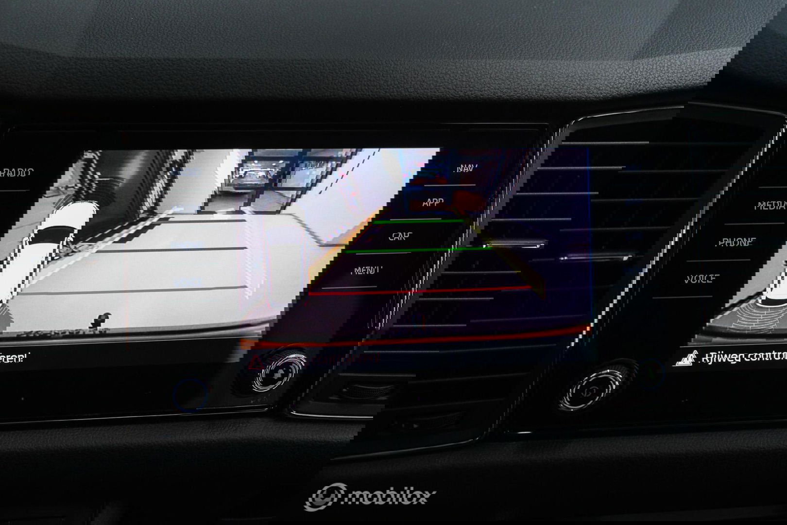 Škoda Kodiaq 1.5 TSI Business ed. DSG | 7 pers | Panorama | Trekhaak | LED | Steel Grey | Camera | Apple CarPlay | Adaptive |