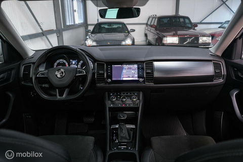Škoda Kodiaq 1.5 TSI Business ed. DSG | 7 pers | Panorama | Trekhaak | LED | Steel Grey | Camera | Apple CarPlay | Adaptive |